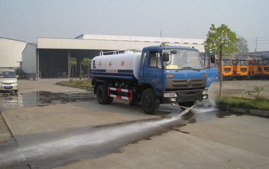 東風(fēng)153<a href=http://m.877524.com/ssc target=_blank class=infotextkey>灑水車</a>測試圖片