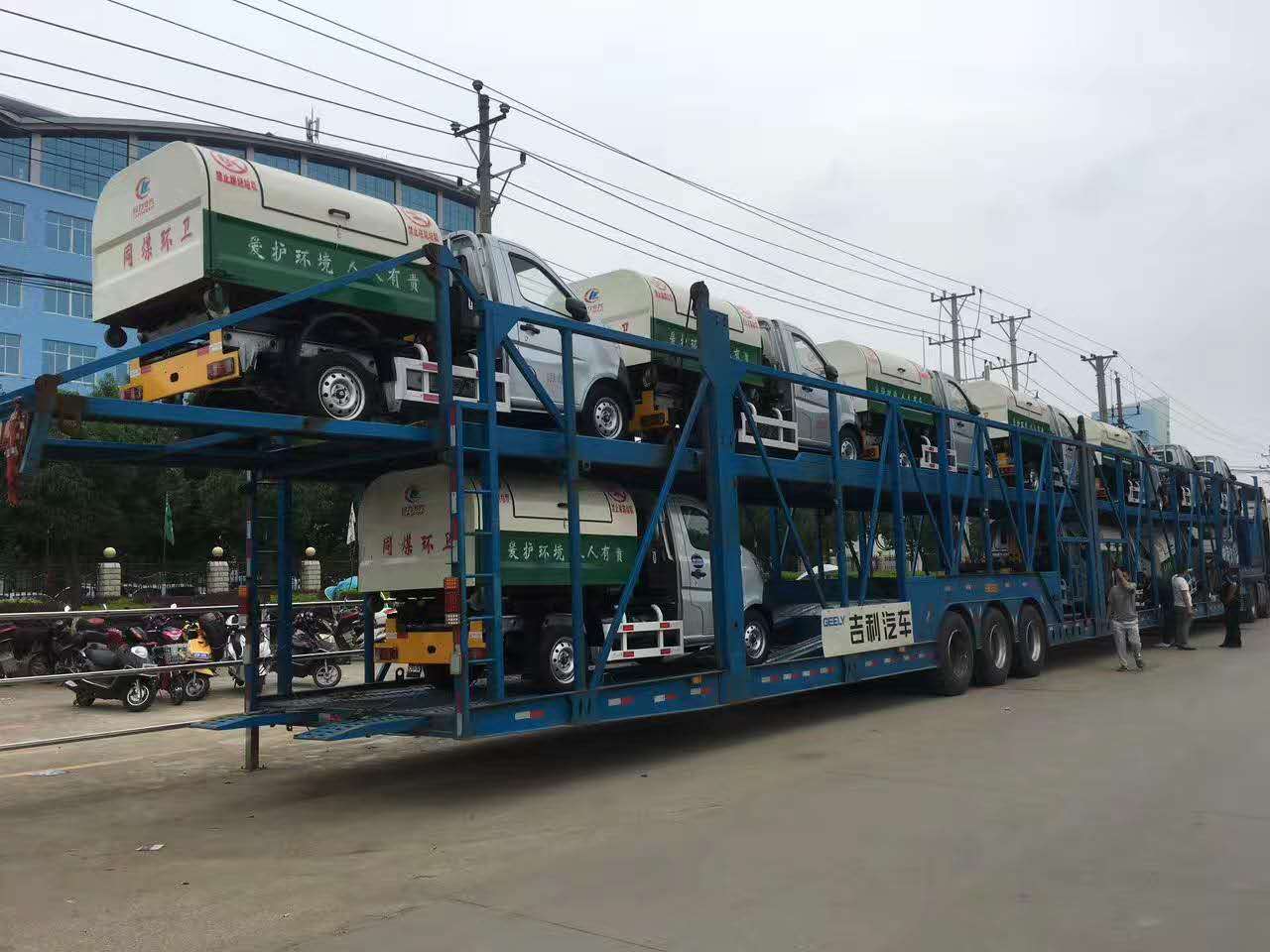 長(zhǎng)安勾臂式<a  data-cke-saved-href=http://www.dfxqc.com/lajiche/ href=http://www.dfxqc.com/lajiche/ target=_blank class=infotextkey>垃圾車(chē)</a>