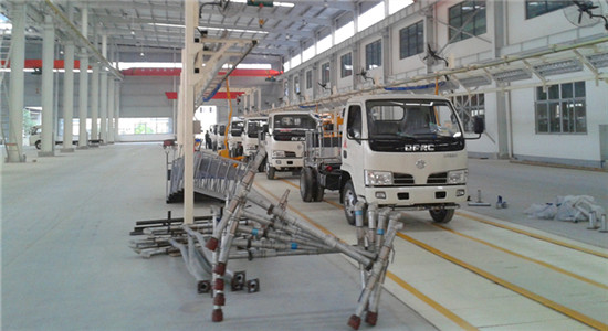 <a href=http://m.877524.com/ssc target=_blank class=infotextkey>灑水車</a>圖片