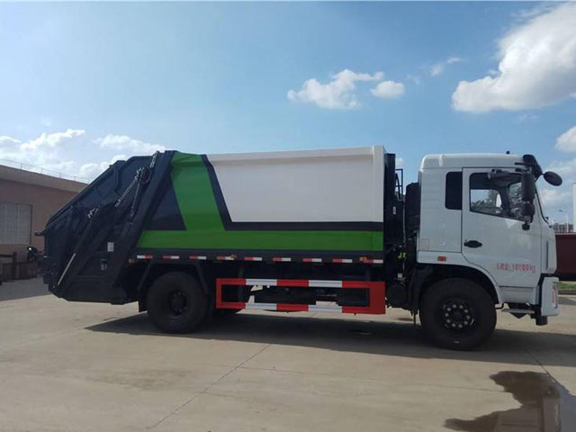 東風(fēng)暢行12方壓縮垃圾車(chē)圖片3