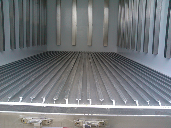 國(guó)四<a href=http://m.877524.com/lcc/ target=_blank class=infotextkey>冷藏車</a>